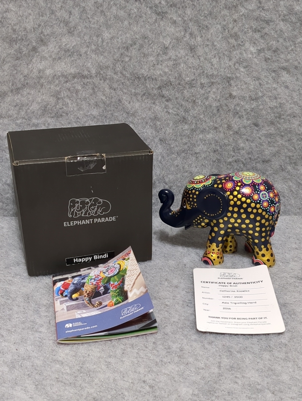 Elephant Parade Collectable Black HAPPY BINDI By Catherine Knowles 2015